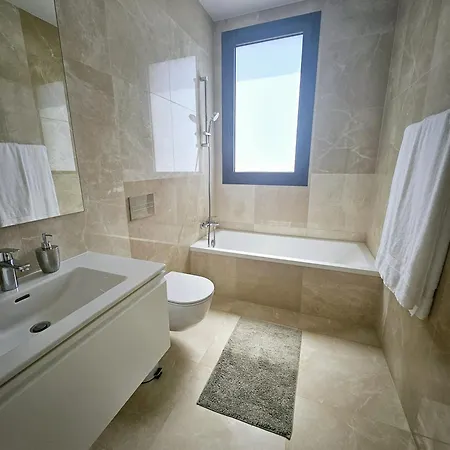 Heritage Paphos, Luxury Duplex With Private Pool *