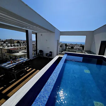 Apartmán Heritage Paphos, Luxury Duplex With Private Pool *