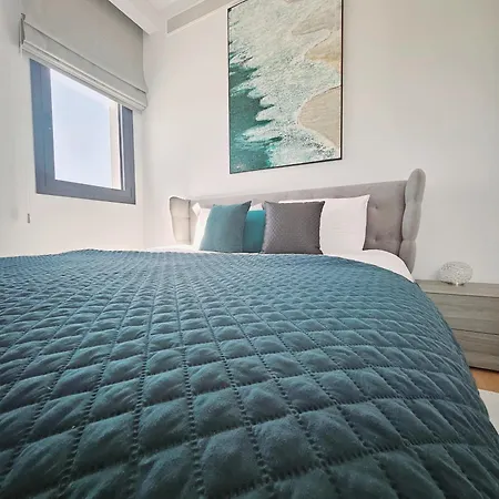 Lägenhet Heritage Paphos, Luxury Duplex With Private Pool