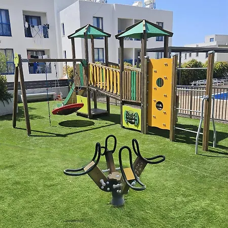 Appartement Heritage Paphos, Luxury Duplex With Private Pool *