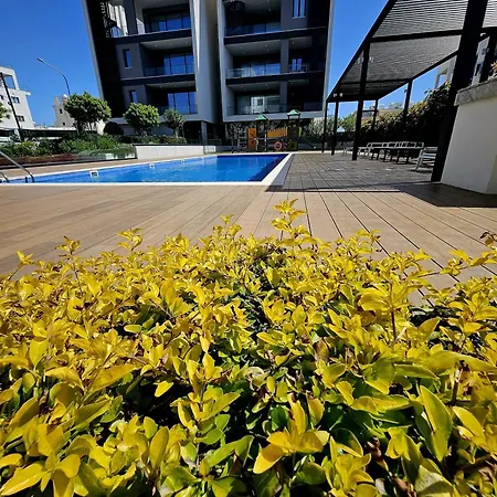 Heritage Paphos, Luxury Duplex With Private Pool Appartement