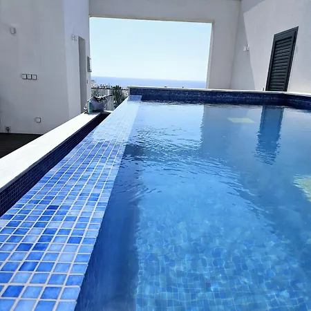 Heritage Paphos, Luxury Duplex With Private Pool Apartmán *